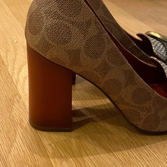 Coach Womens Jade Loafer w Block Heal / Mixed Media / Tan Natural Black / 7 /NWB - Picture 8 of 16